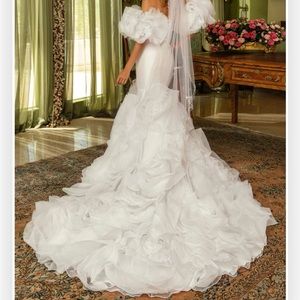 Luxury wedding gown with rose appliqué